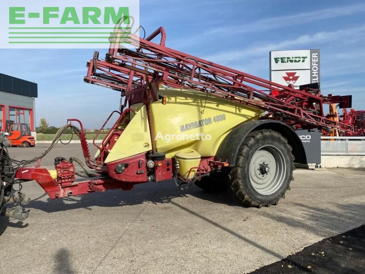 navigator 4000 self-propelled sprayer