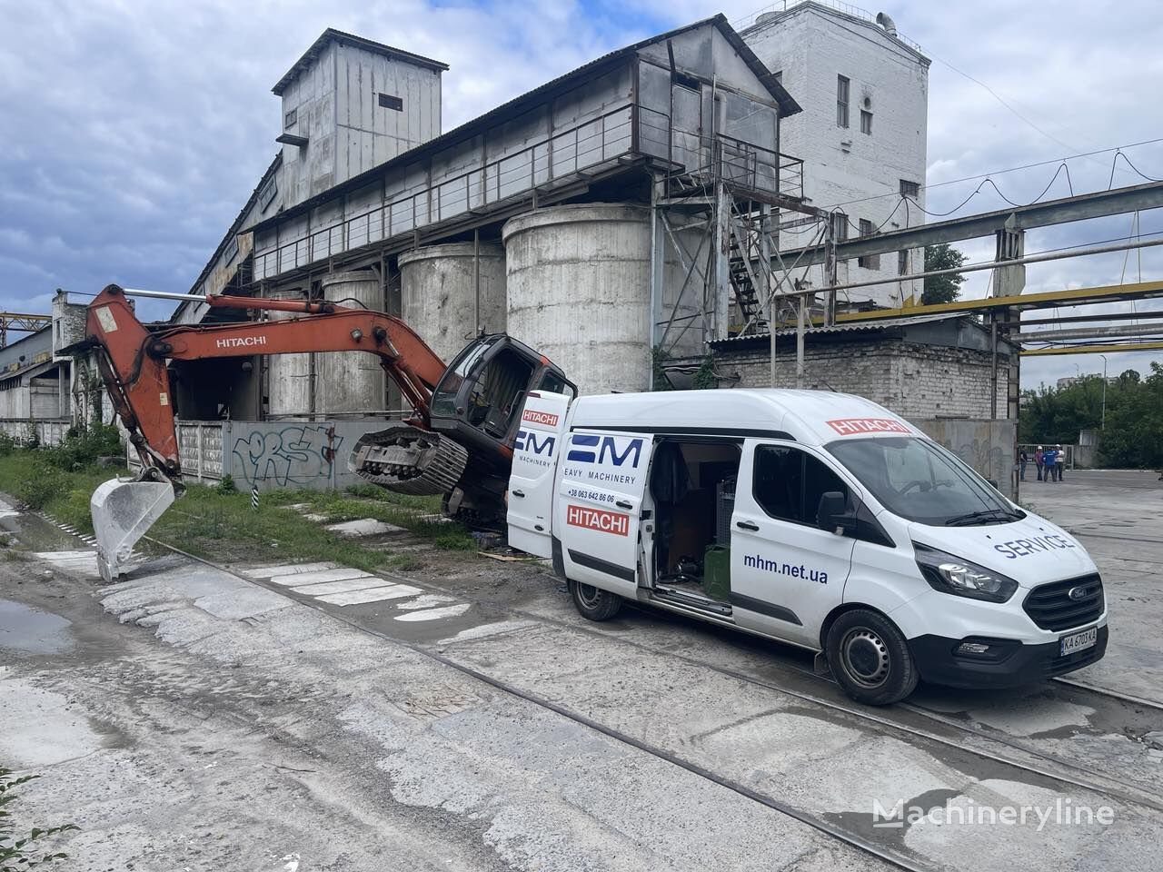 Réparation et entretien d'équipements spéciaux HITACHI