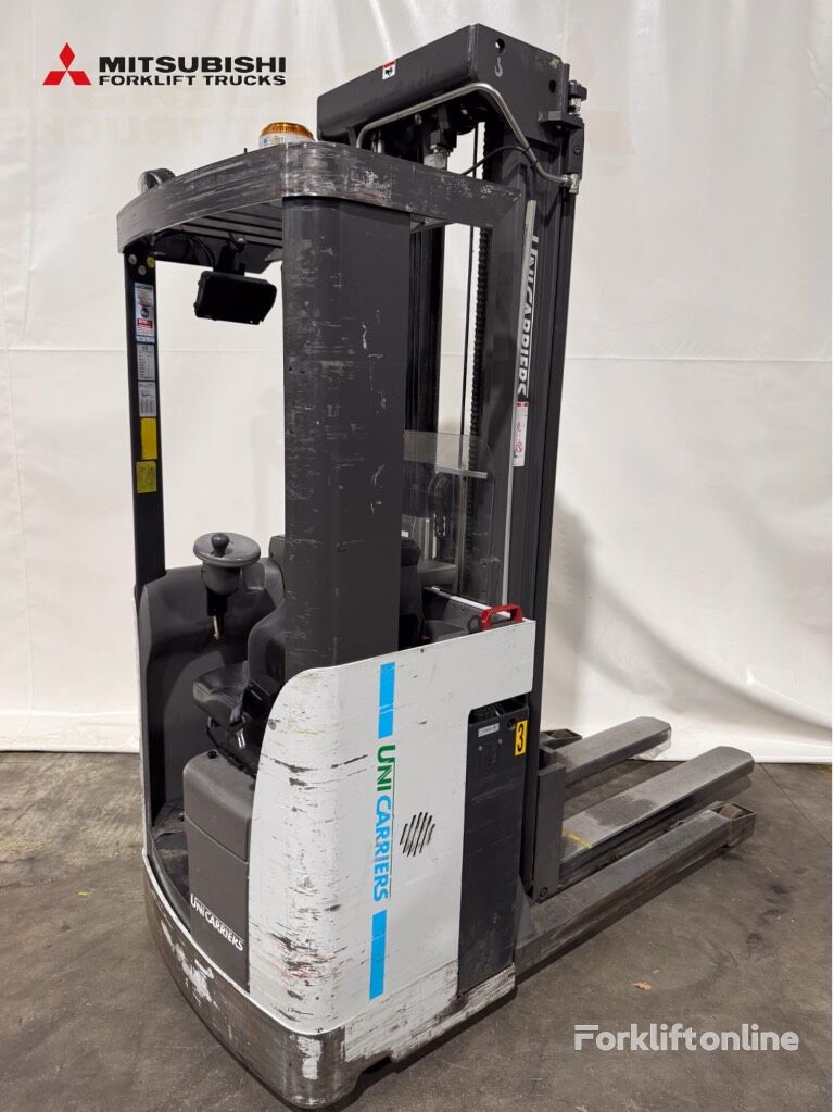 UniCarriers Elektro side loader