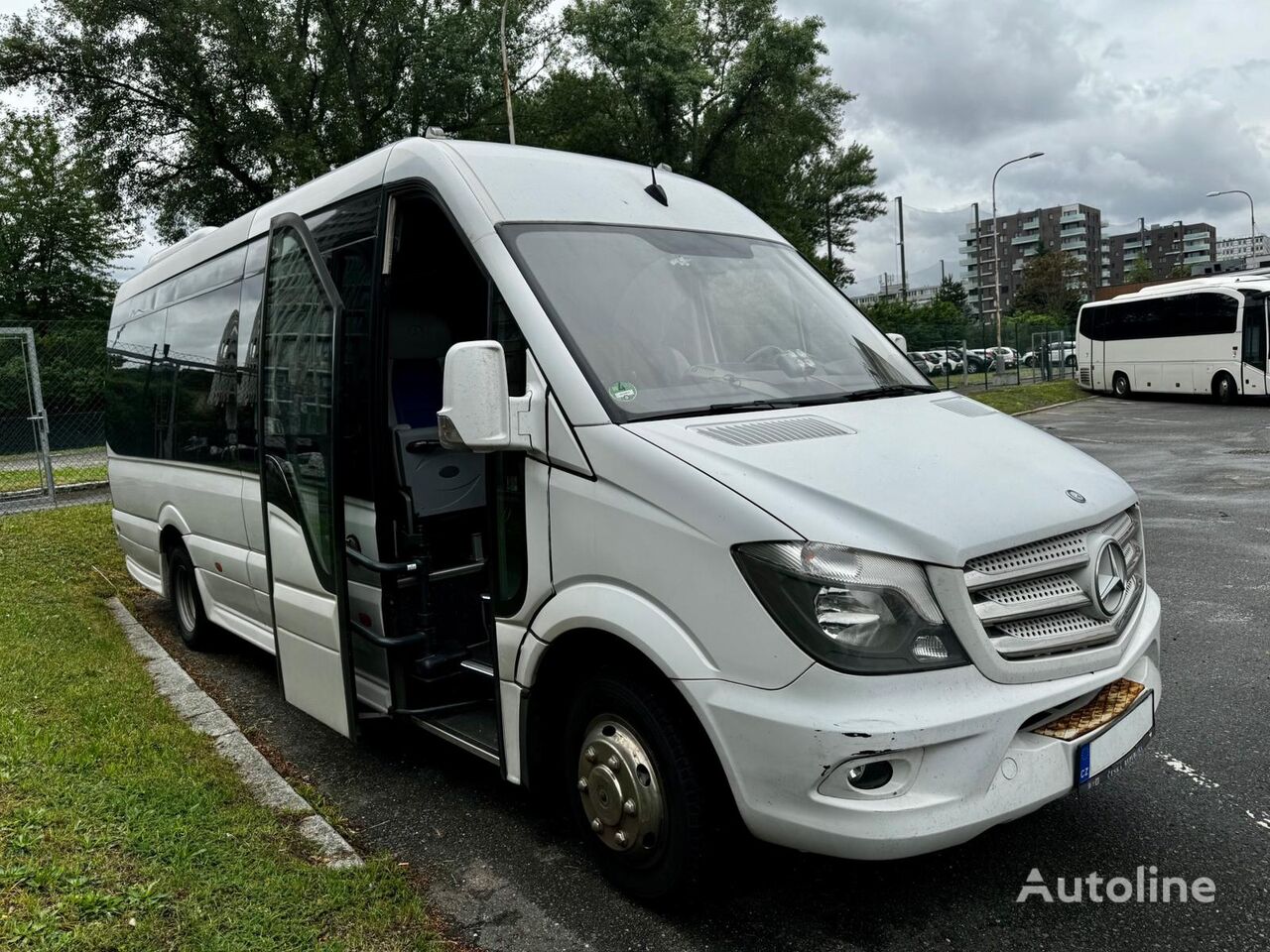 екскурзионен автобус Mercedes-Benz SPRINTER 519 CDI