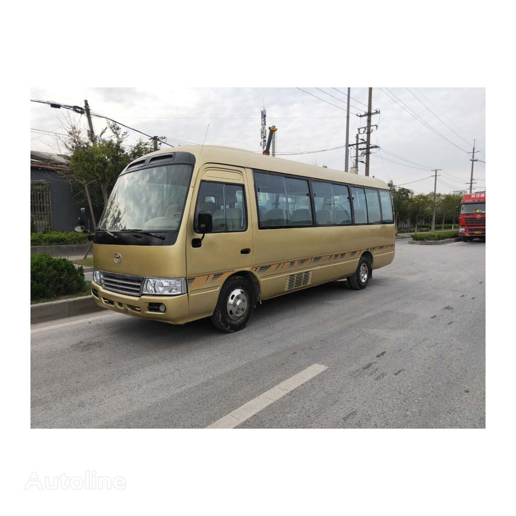 bus touristique Toyota Coaster