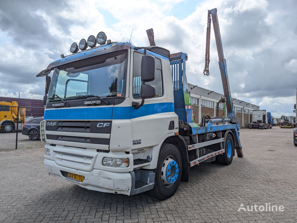 DAF FA CF 75.310 4x2 Daycab Euro5 - VDL PortaalSysteem 12T - ManualG skip loader truck