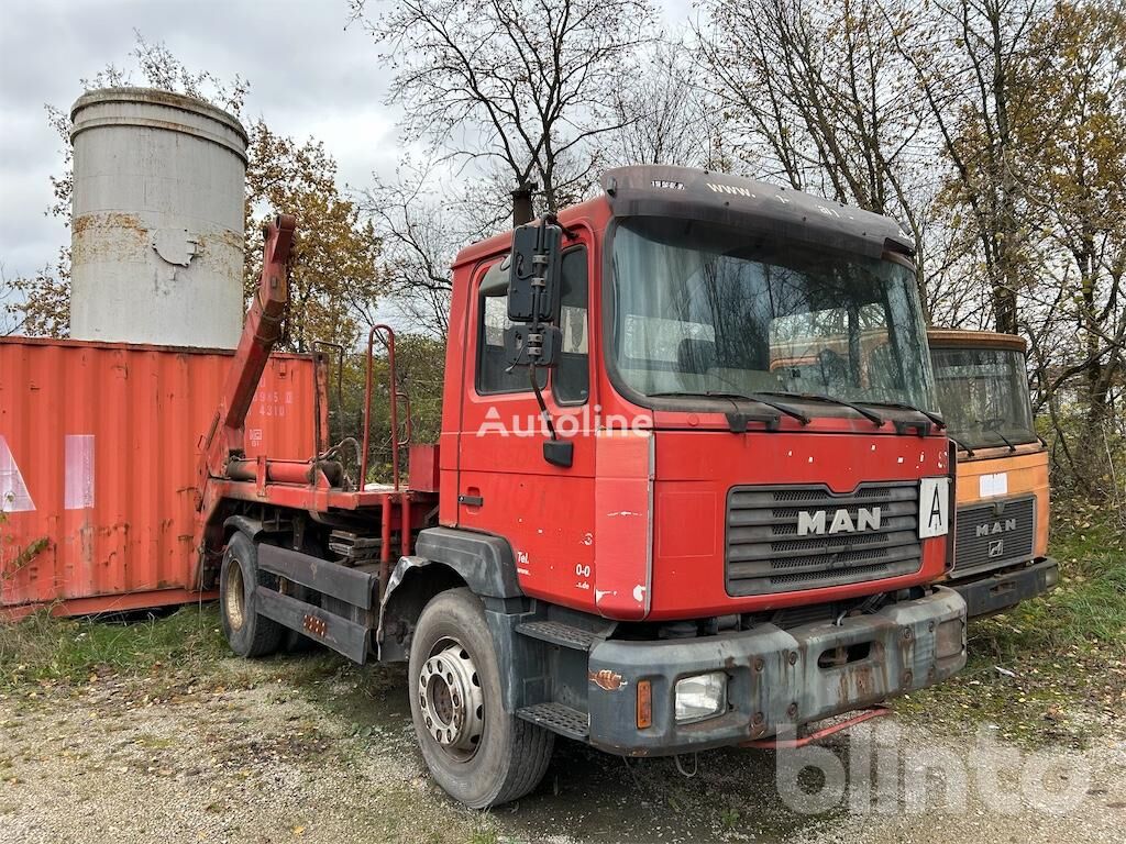 MAN 18.284 MK skip loader truck