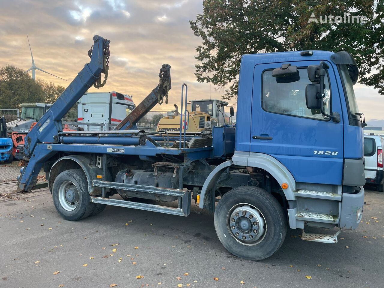 Mercedes-Benz 1828 Absetzkipper skip loader truck