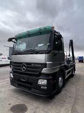 camion utilaj ridicare container gunoi Mercedes-Benz 1841