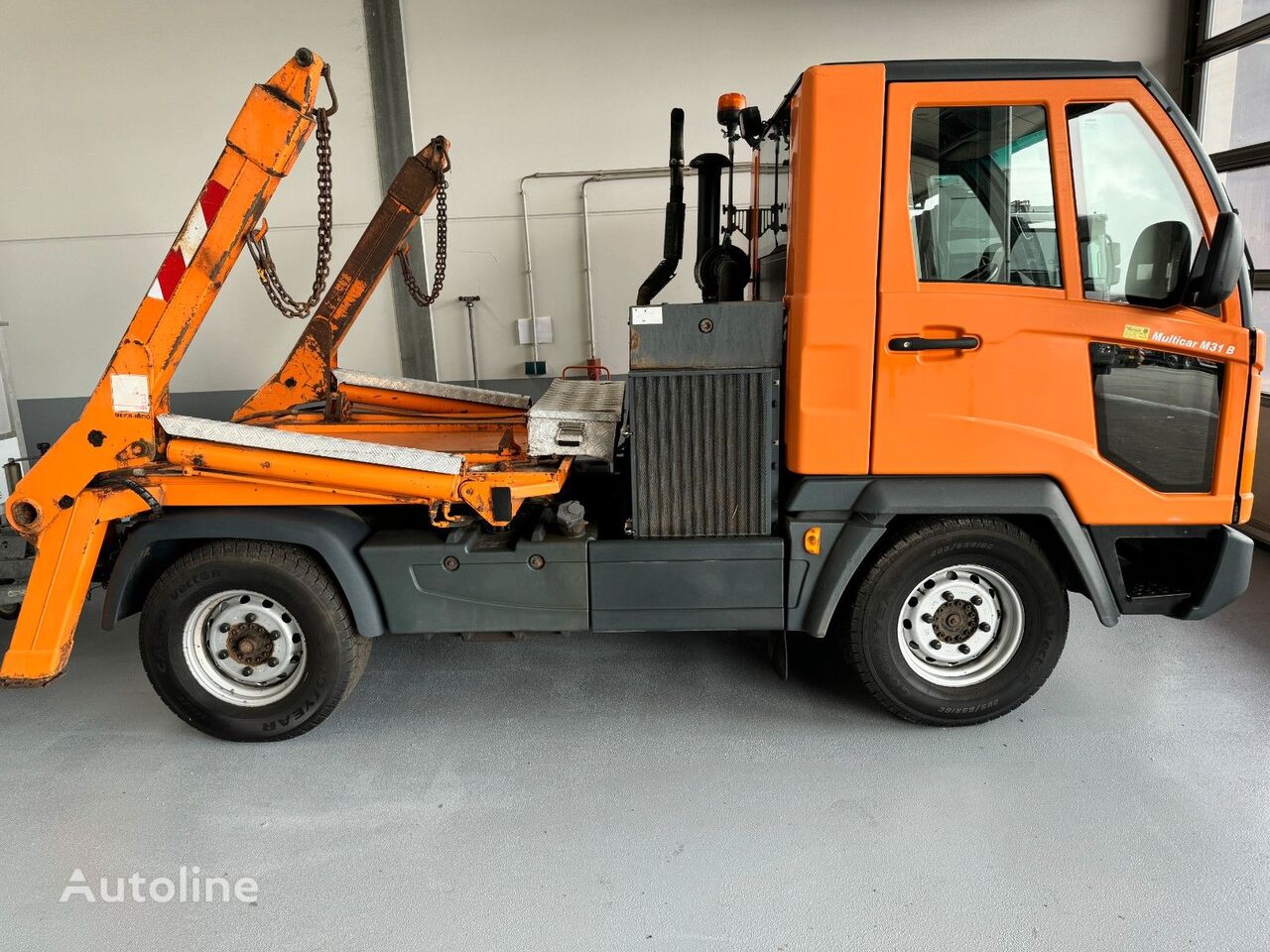 Multicar M 31  skip loader truck