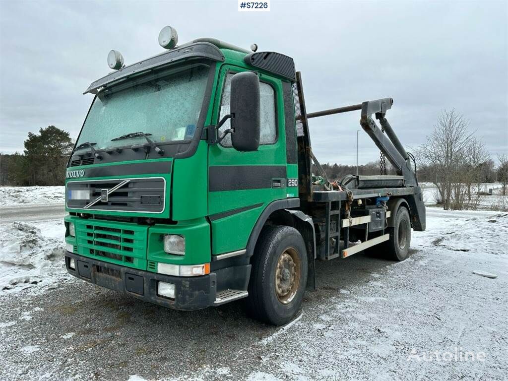 Volvo FM7 4X2 Lift dumper, Dumpster truck camión portacontenedores