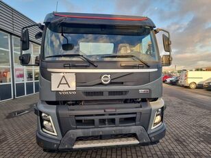 n&aacute;klaď&aacute;k ramenov&yacute; nosič kontejnerů Volvo FMX