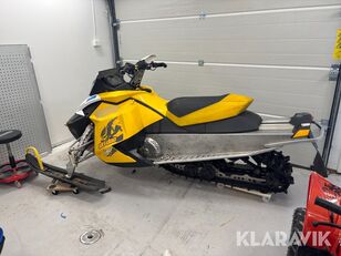 motoneige Ski-Doo MXZ Rotax 800R