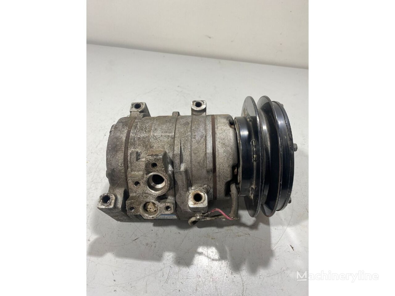 Denso 4472204053 AC compressor for Caterpillar construction equipment