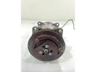 Sanden DailyII Compressor de Ar Condicionado SD7H15 Eurocargo;EuroStar 504046499 AC compressor for IVECO DAF truck