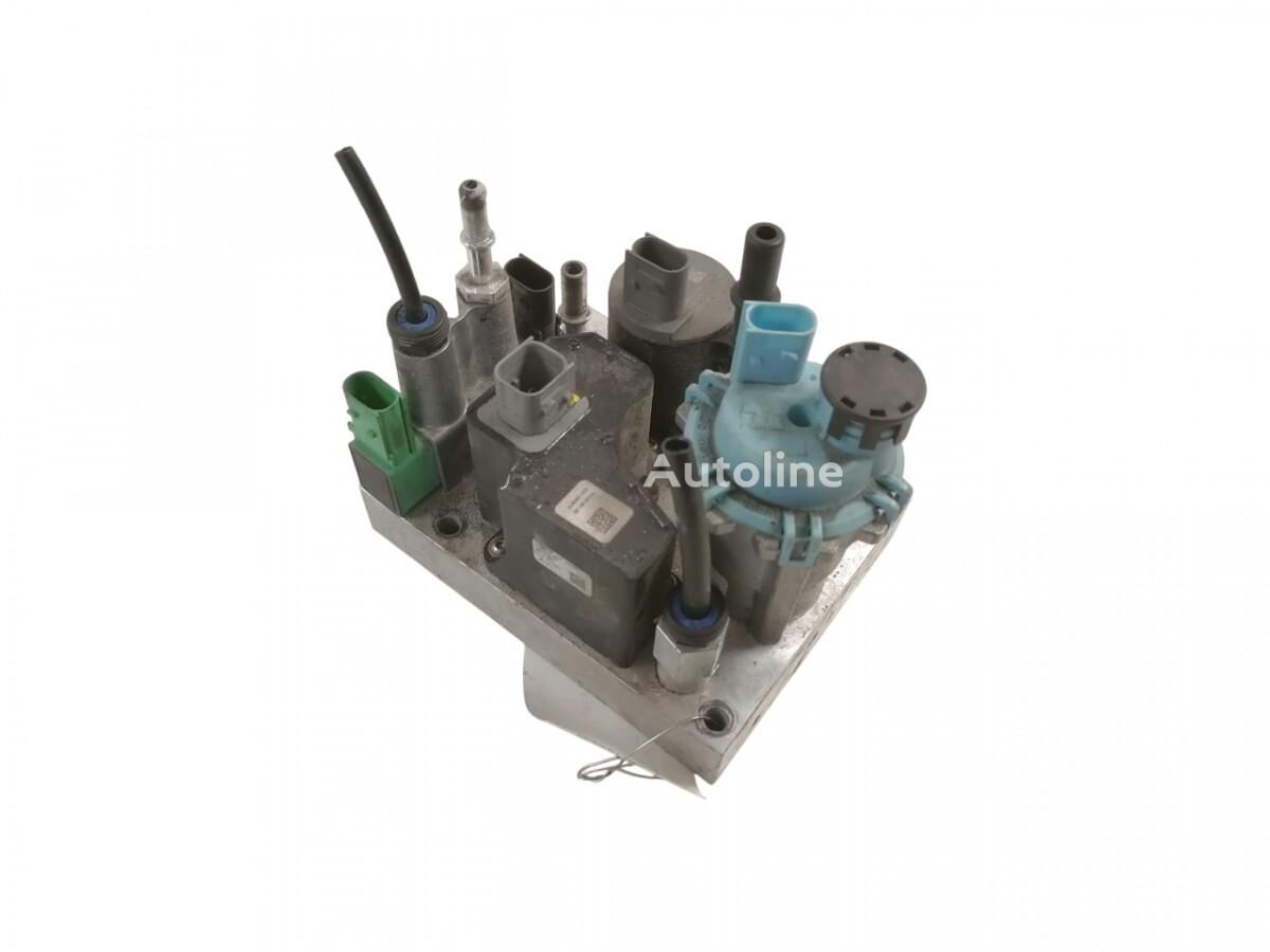 Volvo ADBlue pump 22209517 AdBlue-Pumpe für Volvo FH Sattelzugmaschine kaufen | Autoline DE Volvo ADBlue pump 22209517 AdBlue-Pumpe für Volvo FH Sattelzugmaschine - Autoline