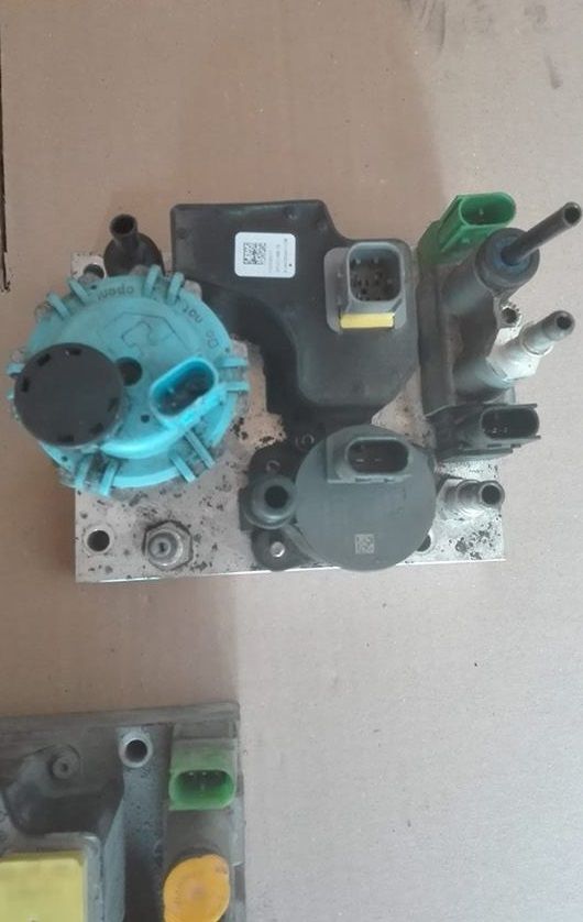 Volvo FH4 EURO6, AD blue pump unit, RET-TA, 22209517, 22610216, 222095 AdBlue-Pumpe für Volvo FH4 Sattelzugmaschine