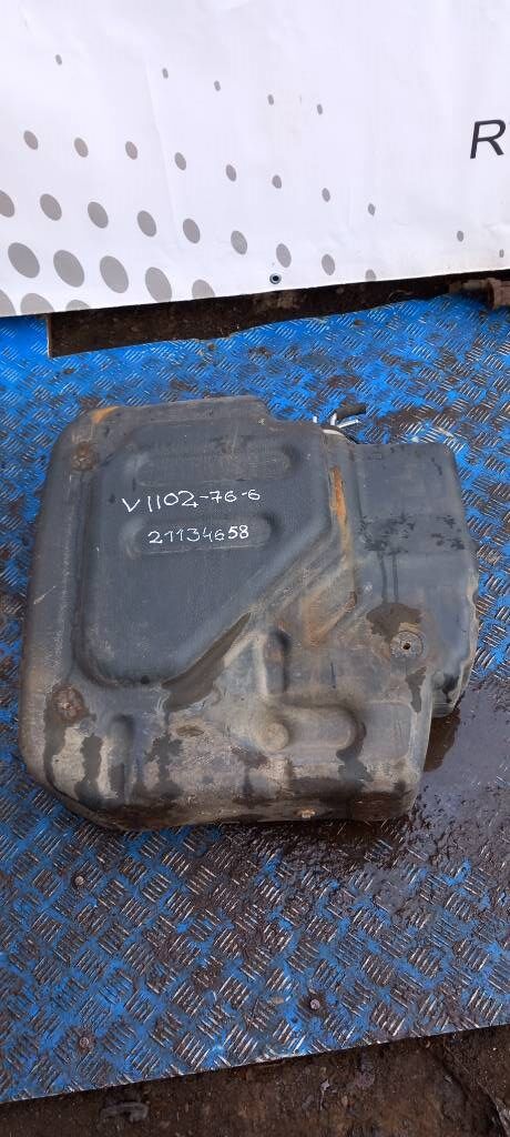 21134658 depósito de AdBlue para Volvo FH 13 440 tractora