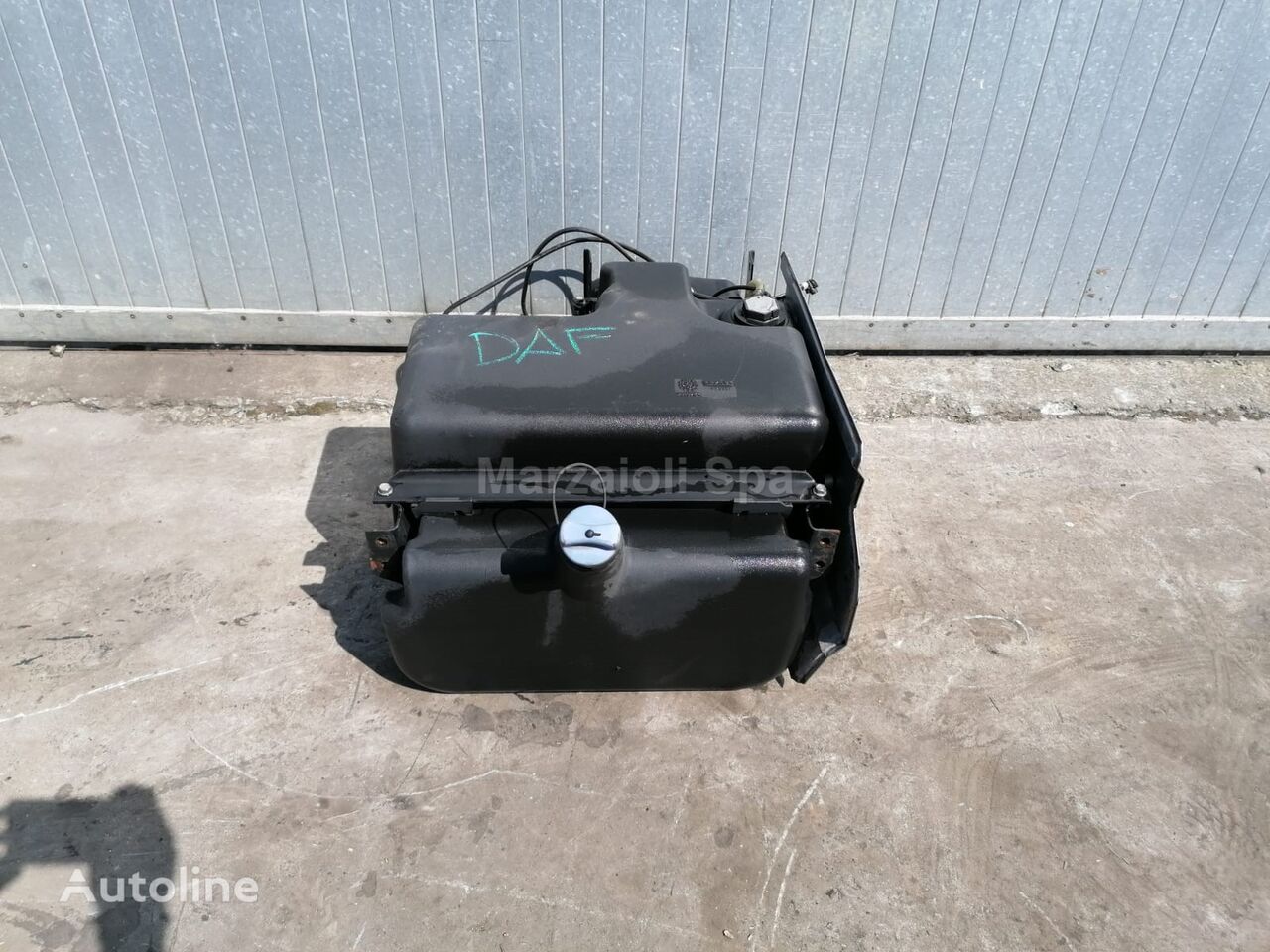 tanque AdBlue 1692866 para camião DAF XF