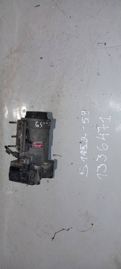 Modulador EBS 1336471 para camião tractor Scania R144.530 main brake valve 1336471 a venda | Autoline PT Modulador EBS 1336471 para camião tractor Scania R144.530 main brake valve 1336471 - Autoline