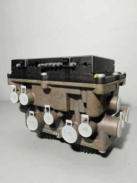 Knorr-Bremse ES 2053 EBS modulator for semi-trailer