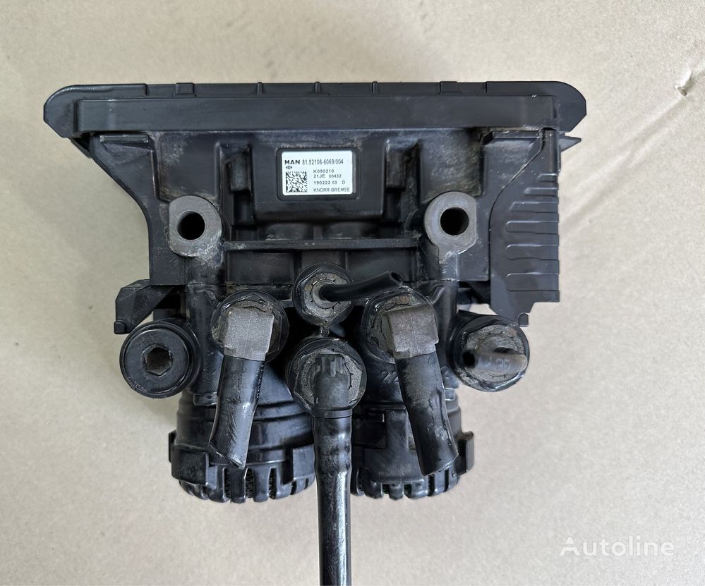 Knorr-Bremse K050210 81.52106-6069 EBS modulator za MAN Modulyator EBS MAN TGX/TGS 81.52106-6069 Knorr K050210 tegljača