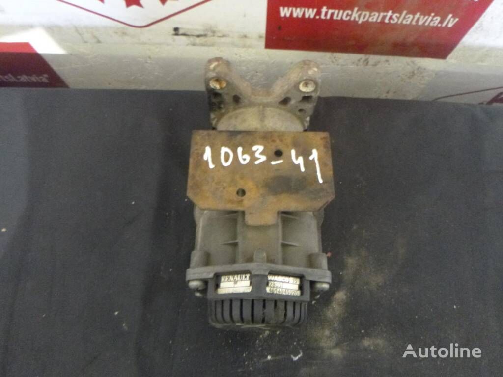 Renault 5010260033 EBS modulator for truck tractor