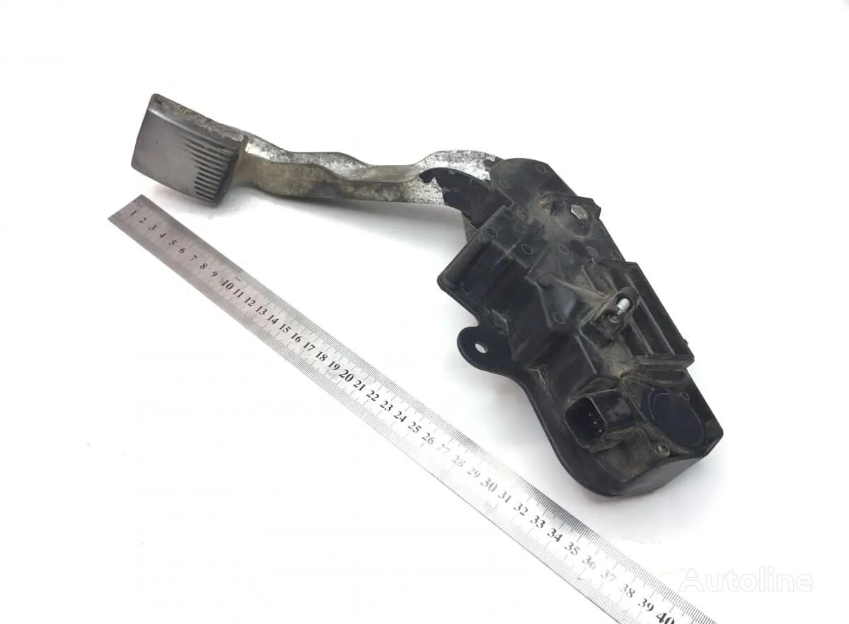 Pedală de accelerație cu senzor de poziție accelerator pedal for Volvo – Coduri: 7420832162, 7482492420, 7484557626, 20832162, 21059642, 82492420, 5010640375, 20568729, 85003999 truck