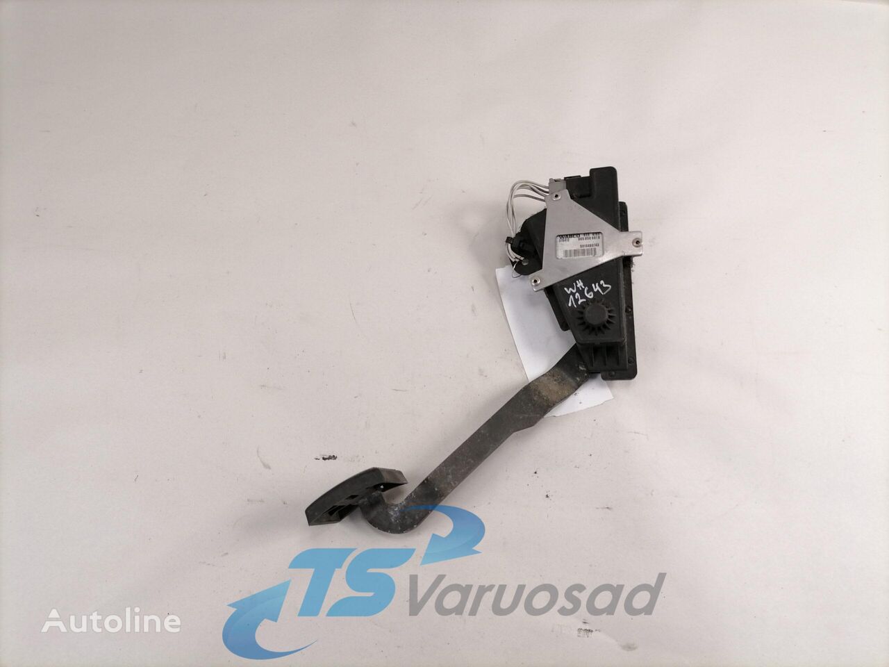 pédale d'accélérateur Renault Gaasipedaal 5010480743 pour tracteur routier Renault Midlum