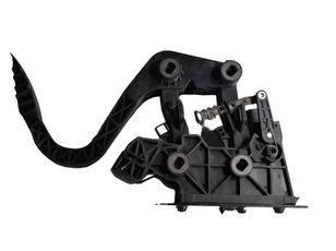 دواسة المعجل Scania R-series (01.04-) 1753411 لـ الشاحنات Scania P,G,R,T-series (2004-2017)