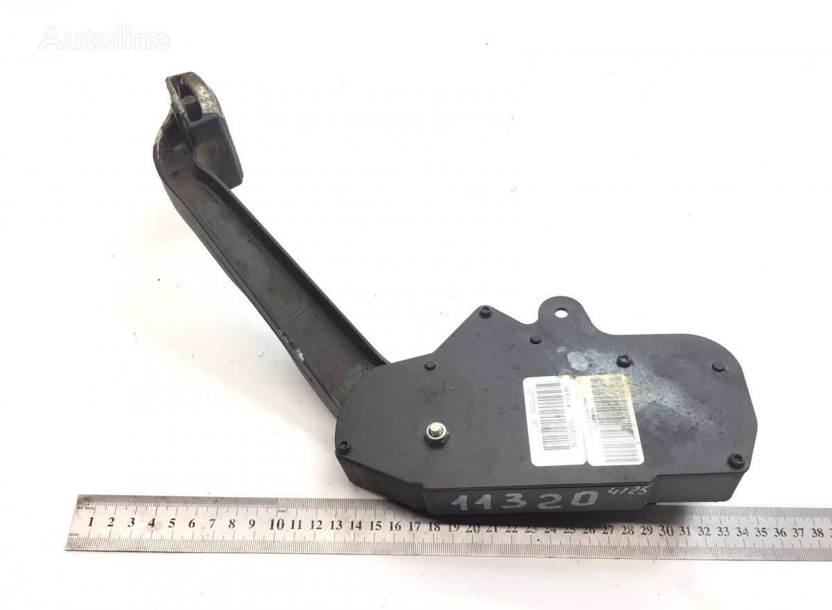 pédale d'accélérateur Williams LF45 (01.01-) 1701034 pour tracteur routier DAF LF45, LF55, LF180, CF65, CF75, CF85 (2001-)