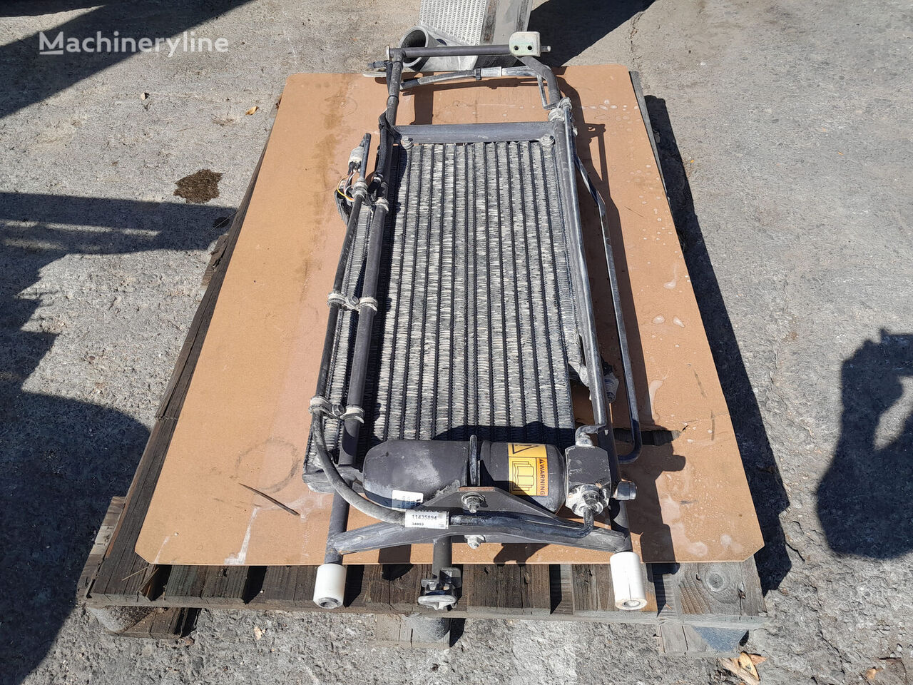 Volvo 11164324 air conditioning condenser for Volvo L150E wheel loader