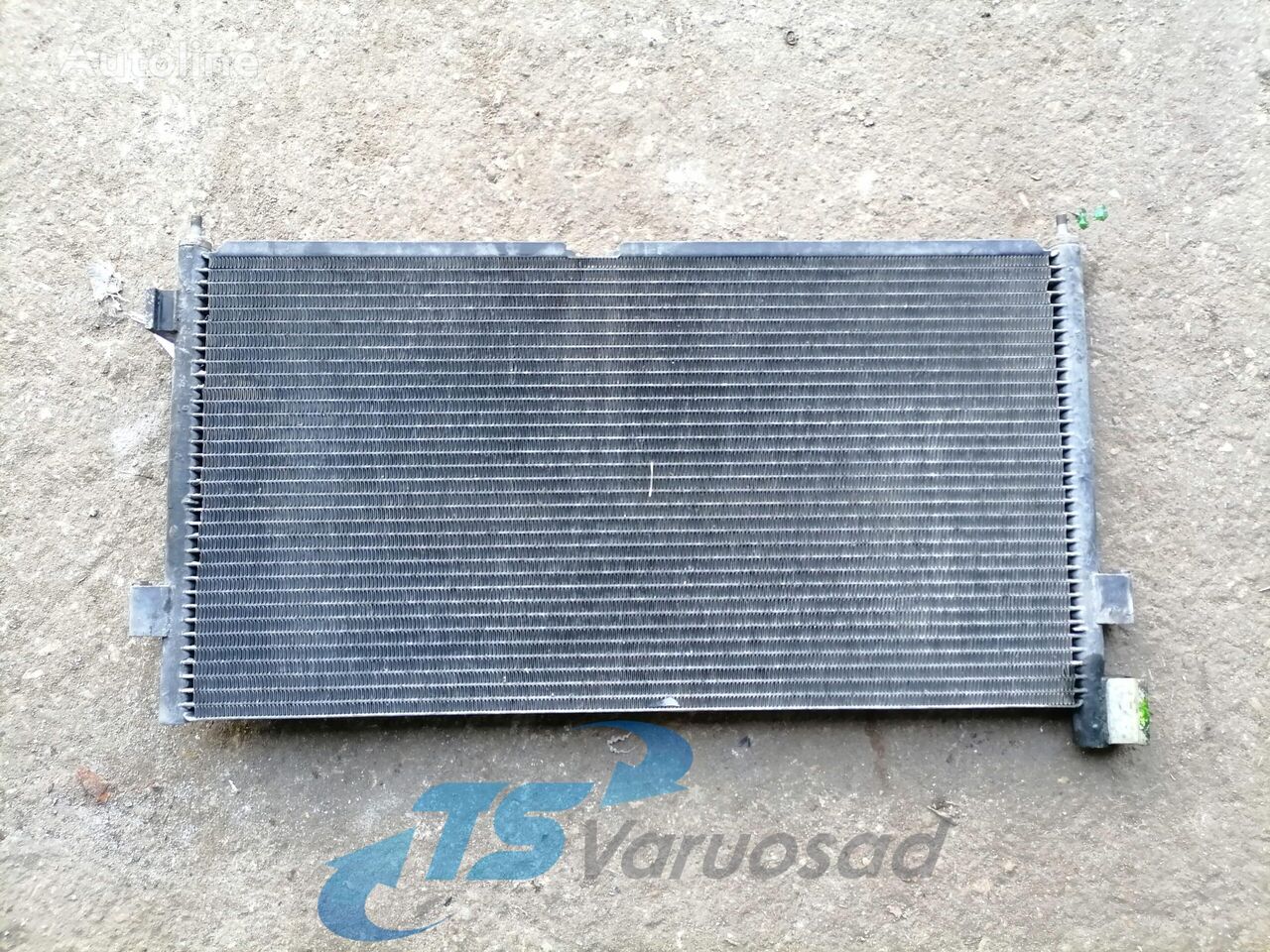 مشعاع جهاز تكييف الهواء Volvo A/C radiator 21086304 لـ السيارات القاطرة Volvo FM9