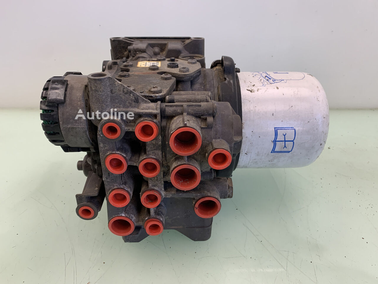 Volvo 22169410 air dryer for Volvo truck for sale | Autoline Volvo 22169410 air dryer for Volvo truck - Autoline