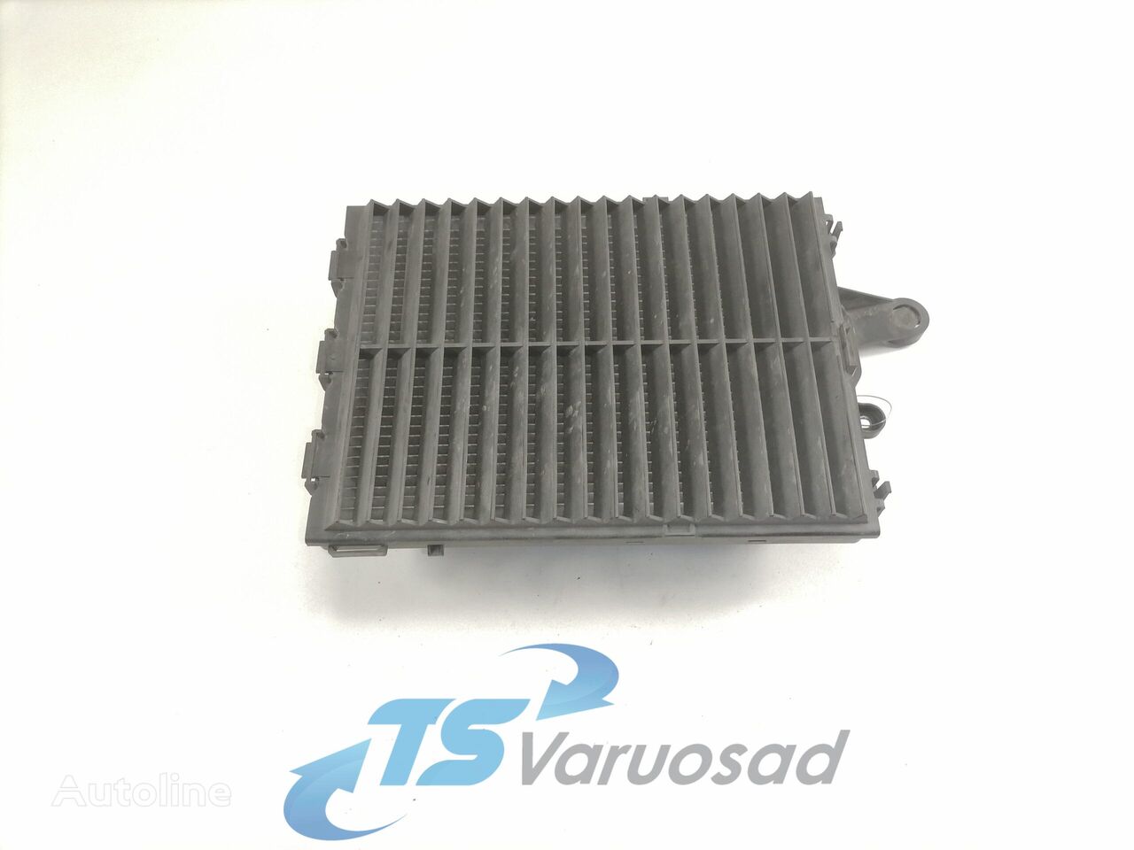 Volvo Salongi õhufiltri korpus 84813187 air filter housing for Volvo FH truck tractor