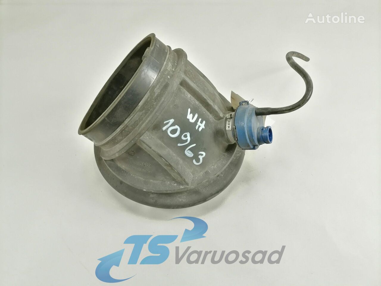 шланг воздухозаборника Volvo Air intake 21115482 для тягача Volvo FH