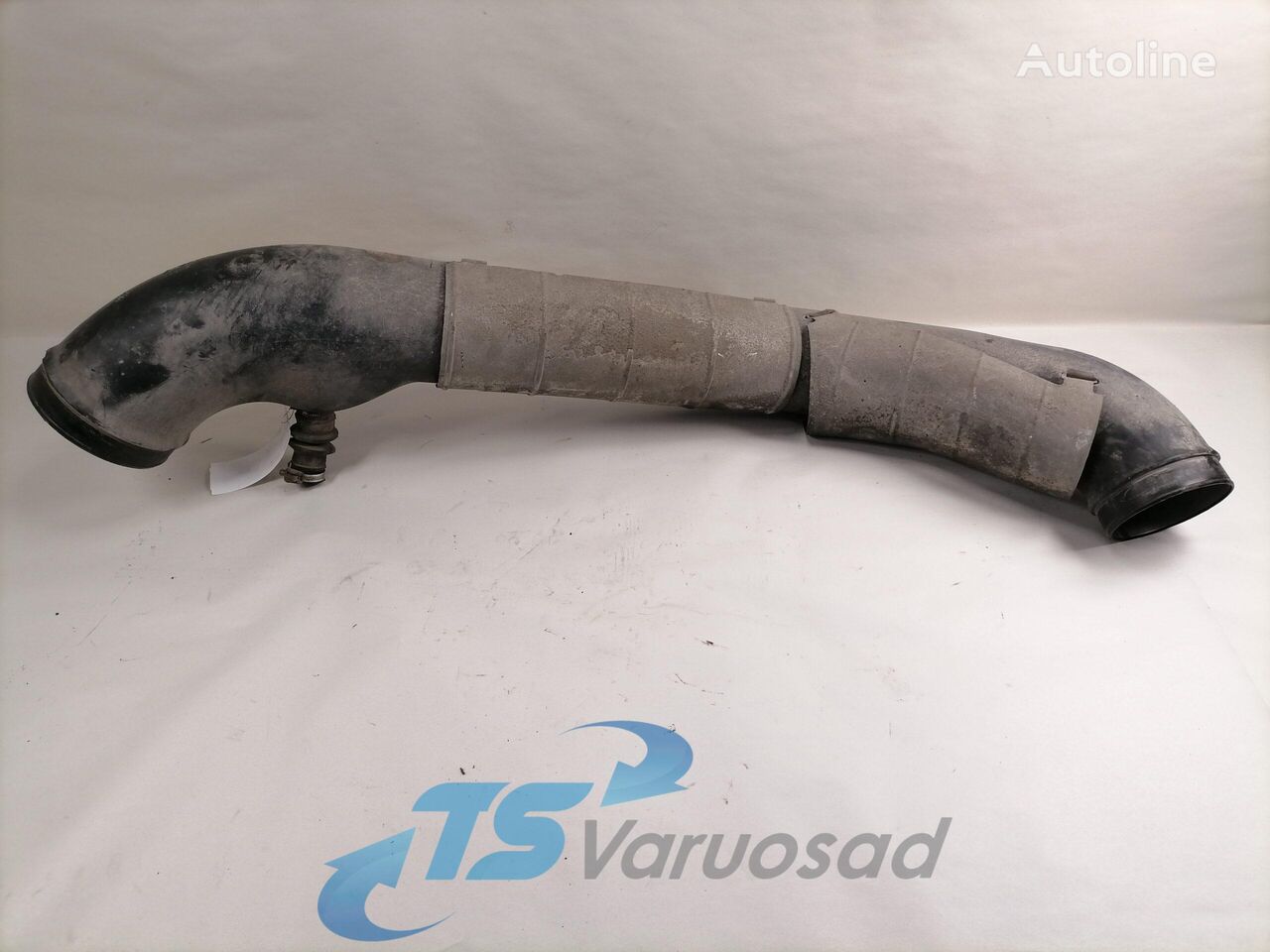 خرطوم سحب الهواء Volvo Air intake 23407288 لـ السيارات القاطرة Volvo FH