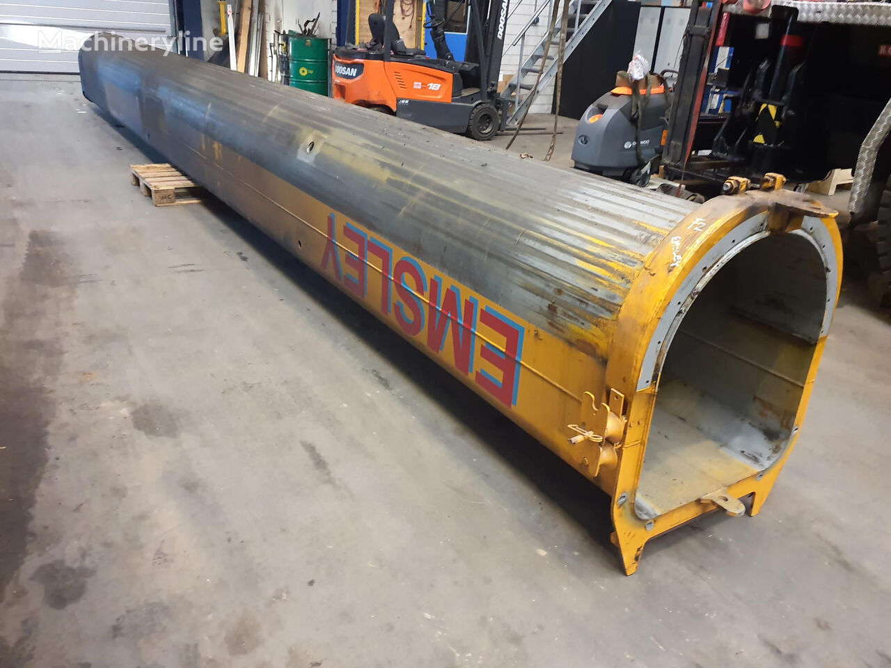 ذراع التطويل Liebherr LTM 1080-1 Telescopic section 2 لـ شاحنة رافعة Liebherr  LTM 1080-1