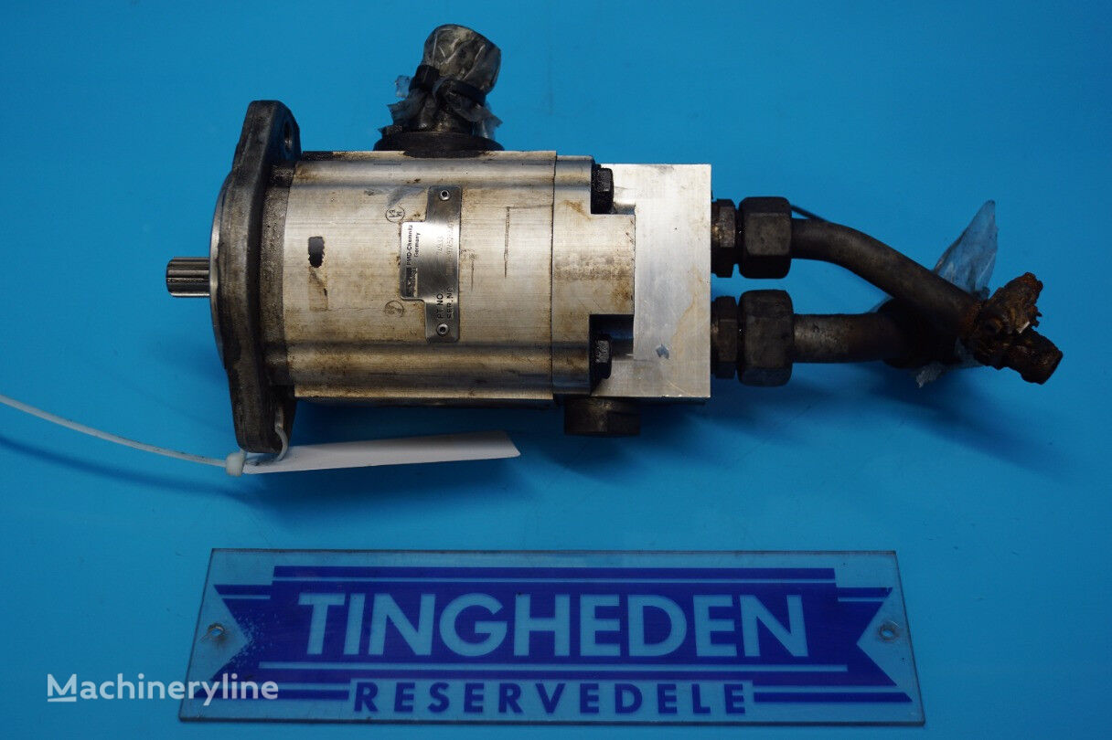 Hydrema 906C axial piston pump for Hydrema Hydrema 906C backhoe loader