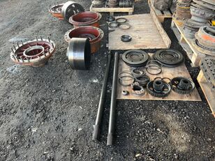 USED DAEWOO MEGA 400 400-III 400-V WHEEL LOADER DIFFRENTIAL PART axle for Daewoo MEGA 400 / MEGA 400-III / MEGA 400-V wheel loader