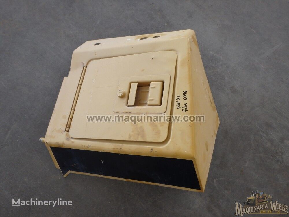 Caterpillar 110-0383 battery box for Caterpillar D5H bulldozer