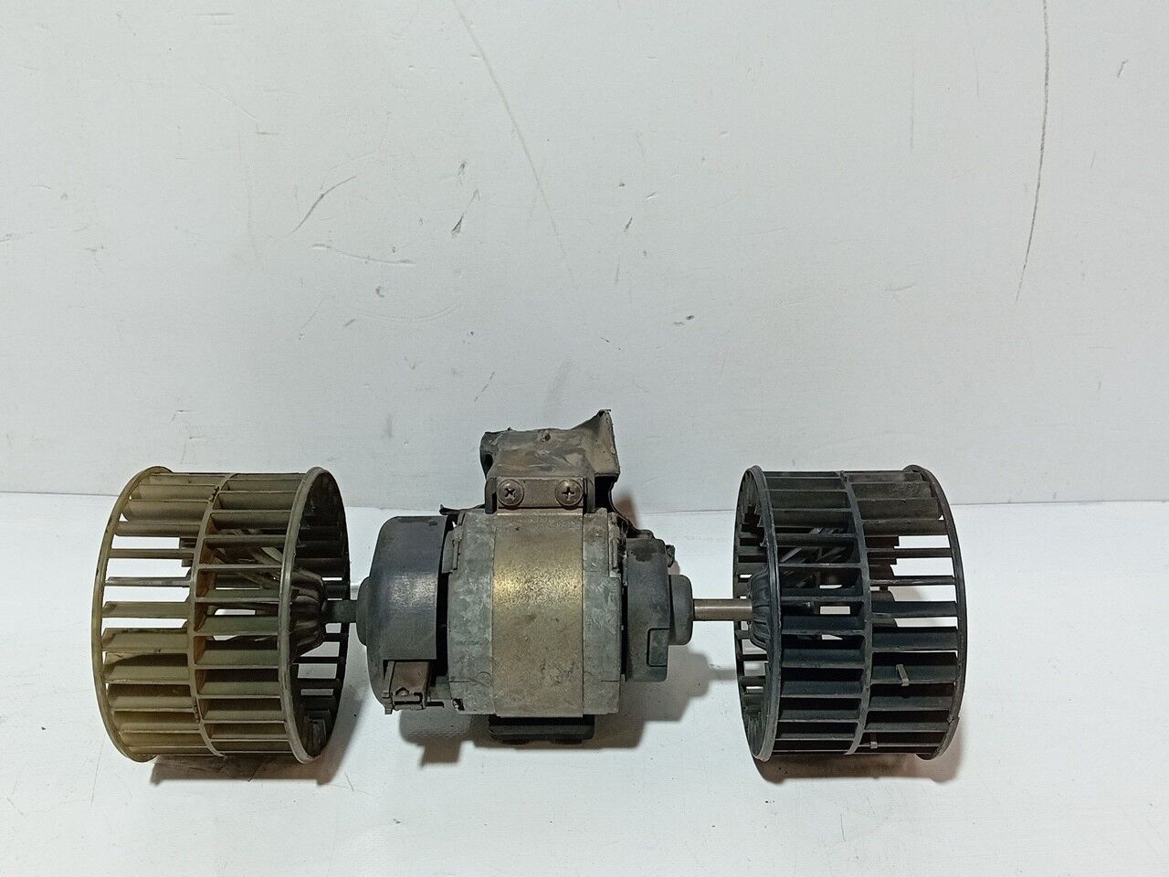 9041501267 motor de ventilador para Volvo F 7 | 78 - 85 camión