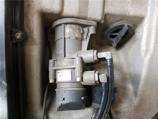 Hauptbremsventil für MAN TGA LKW kaufen | Autoline AT Hauptbremsventil für MAN TGA LKW - Autoline