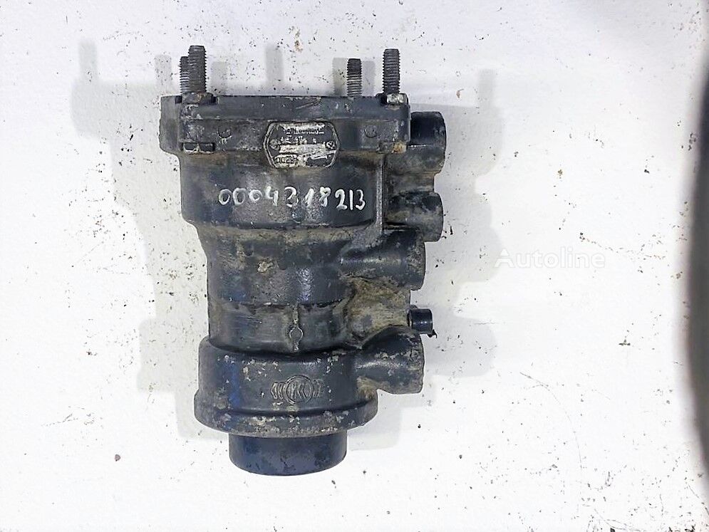 Knorr-Bremse AC596A brake control valve for Mercedes-Benz Actros, Axor MP1, MP2, MP3 (1996-2014) truck - Autoline