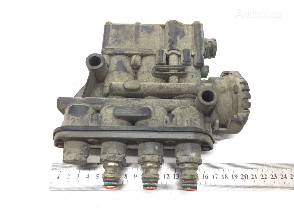 Knorr-Bremse Magnum Dxi (01.05-12.13) K019820 Hauptbremsventil für Renault Magnum (1990-2014) Sattelzugmaschine