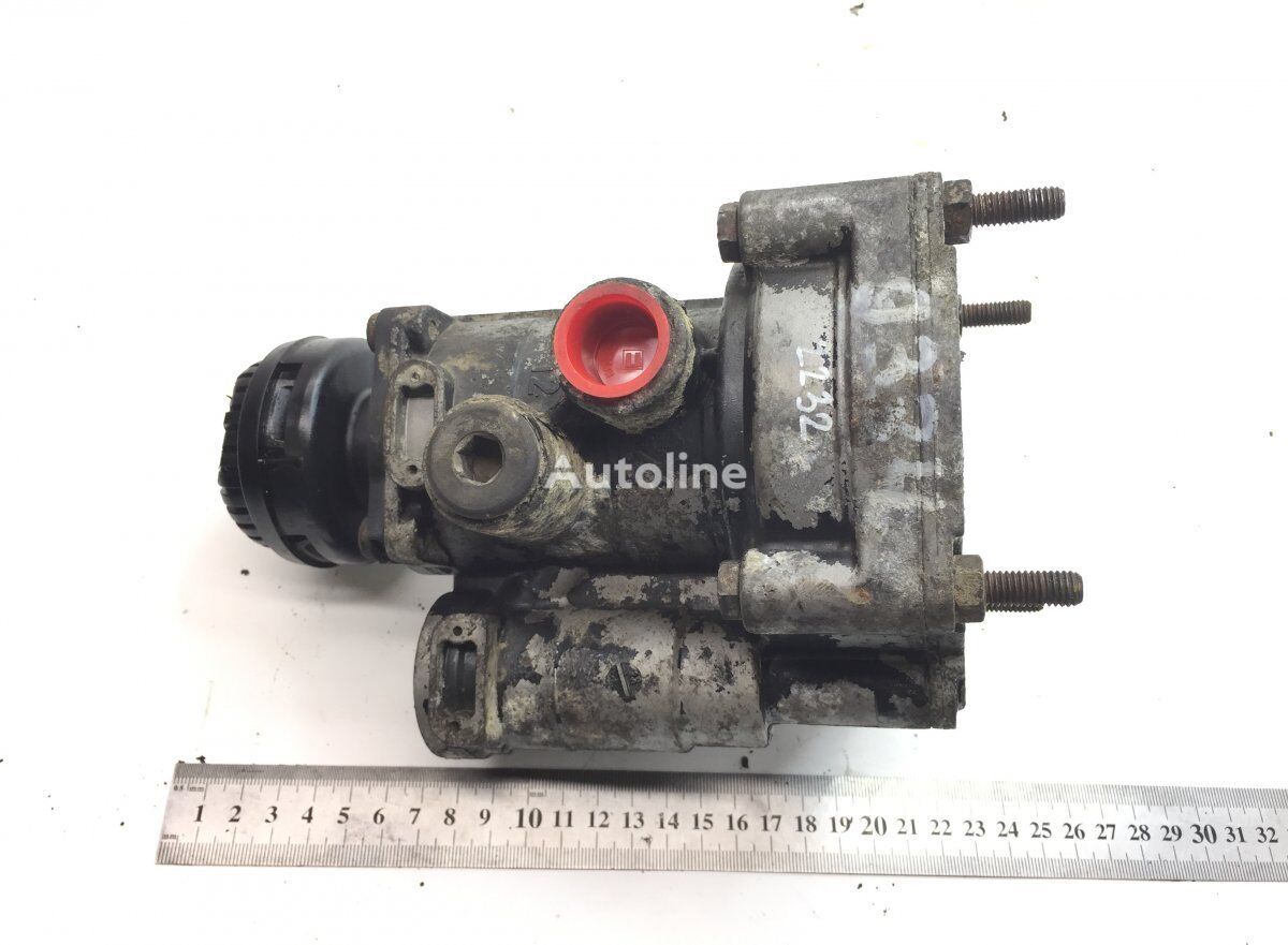 Scania 4-Series bus K124 (01.96-12.06) 489184 brake control valve for Scania 4-series bus (1995-2006) - Autoline