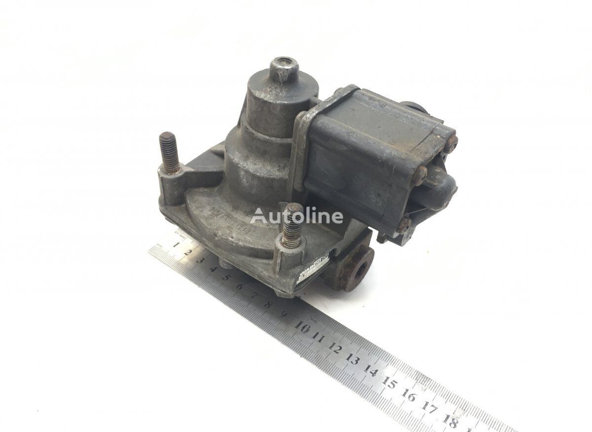 WABCO Actros MP1 1835 (01.96-12.02) brake control valve for Mercedes-Benz Actros, Axor MP1, MP2, MP3 (1996-2014) truck tractor