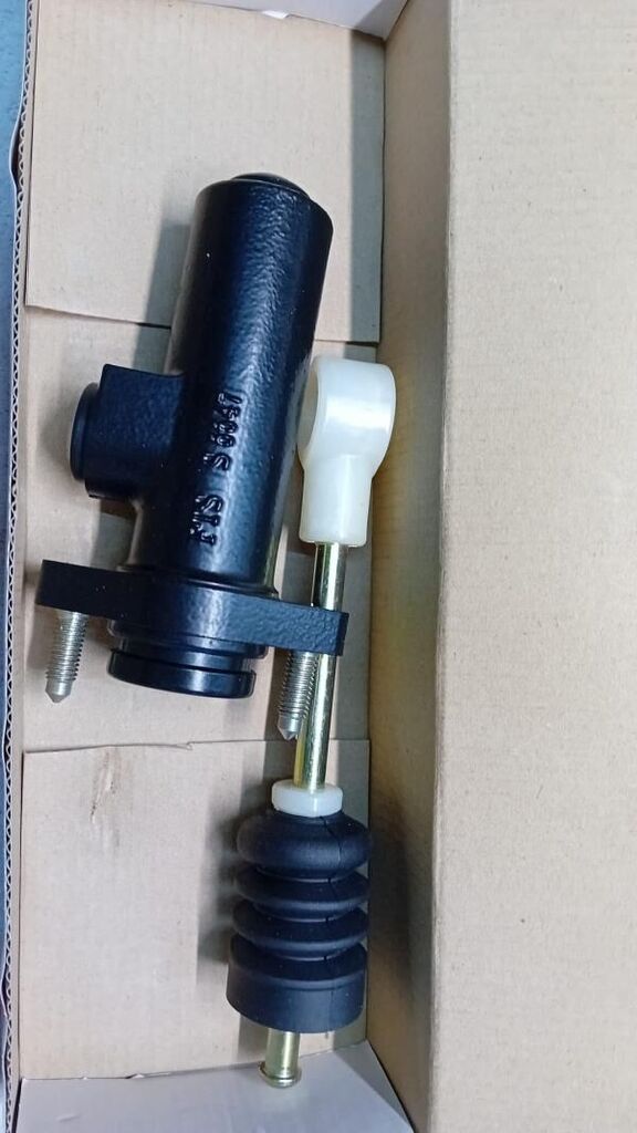 22 brake master cylinder for Volvo truck