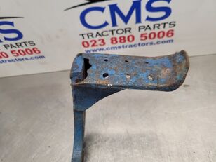 Venta de Ford 4000, 4100, 4600 Brake Pedal Rhs C5nn2455b, C7nn2455c, 81817139 C5NN2455B pedal de freno - Imagen 6 | Agroline UY Ford 4000, 4100, 4600 Brake Pedal Rhs C5nn2455b, C7nn2455c, 81817139 C5NN2455B pedal de freno | Imagen 6 - Agroline