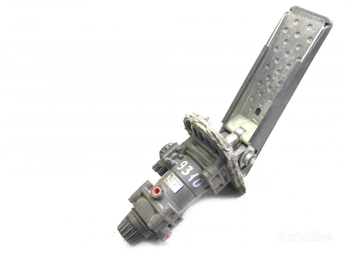 Volvo B12B (01.97-12.11) brake pedal for Volvo B6, B7, B9, B10, B12 bus (1978-2011)