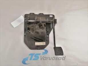 pedale del freno Volvo Pedaalide kandur 82424669 per trattore stradale Volvo FH 4