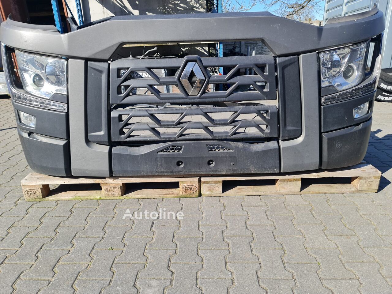 Stötfångare till Renault GAMA T dragbil - Autoline