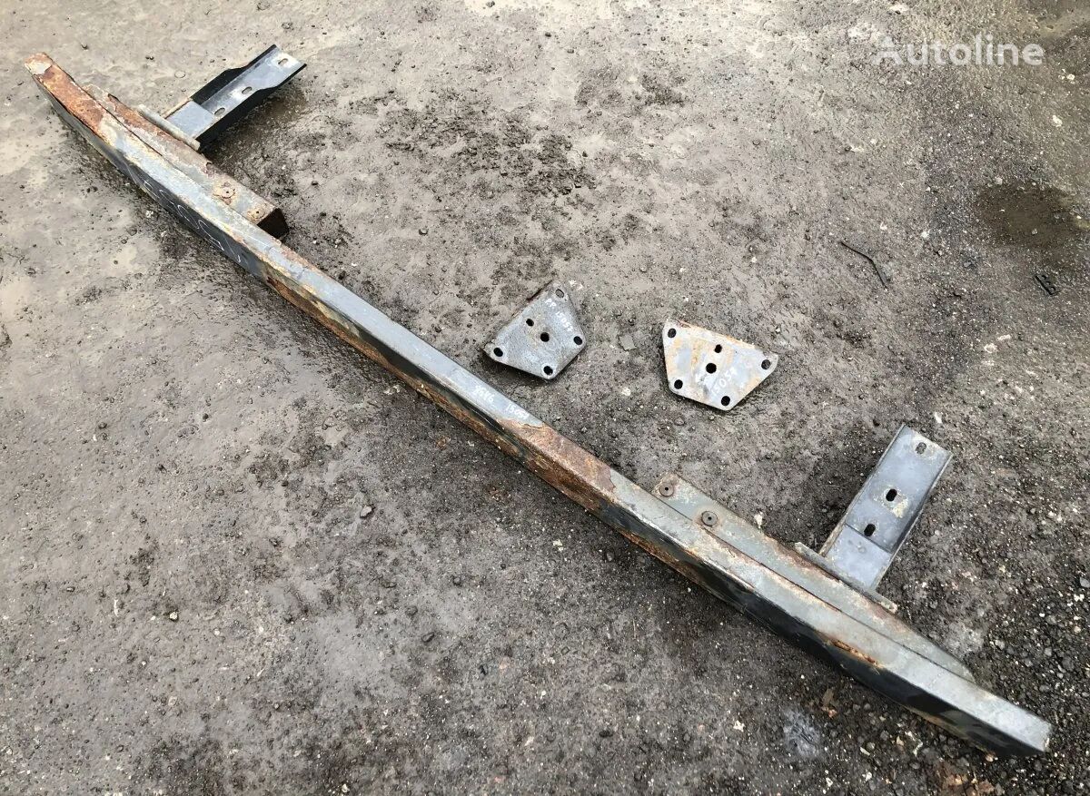 браник Bara de protecție față за камион IVECO model 500396927/500396931, second-hand