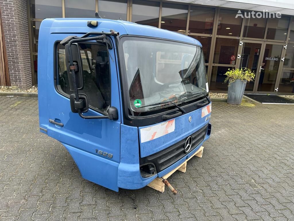 kabine til Mercedes-Benz Atego 1529 lastbil